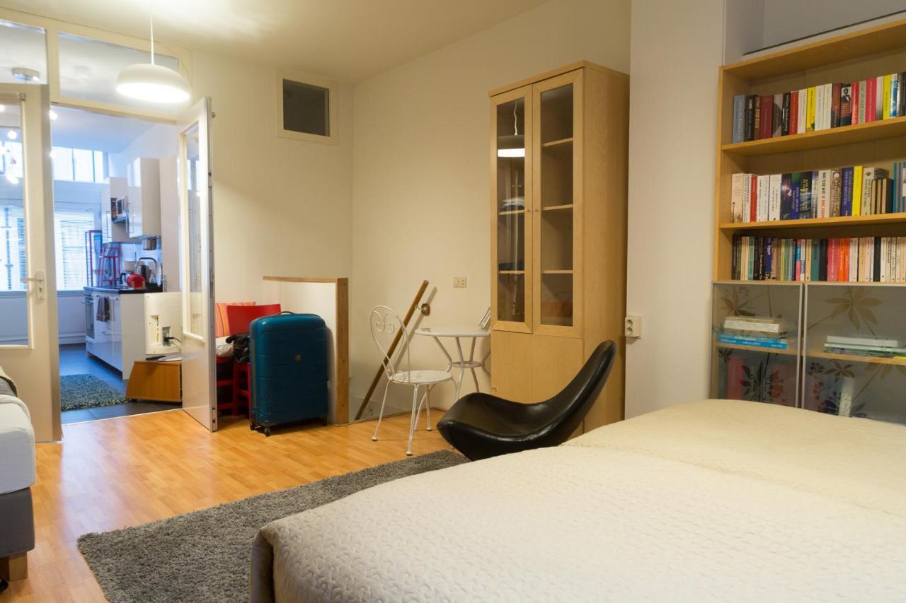 B&B Chez Cho Utrecht Kültér fotó